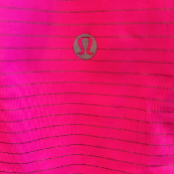 Lululemon Run For Gold LS - Picture 9 of 10